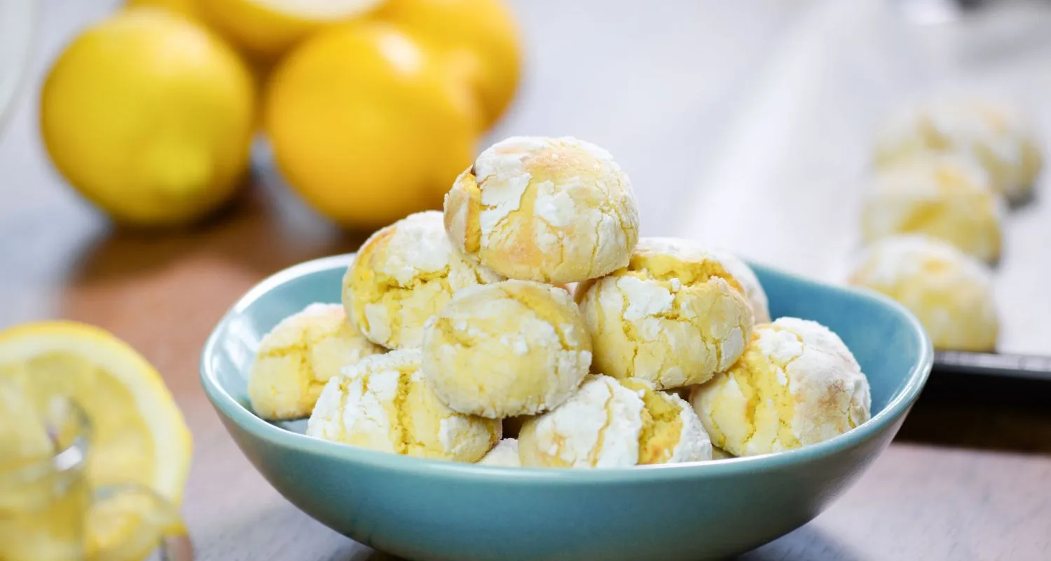 Lemon Cool Whip Cookies